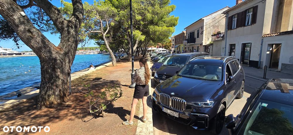 BMW X7 xDrive30d - 24