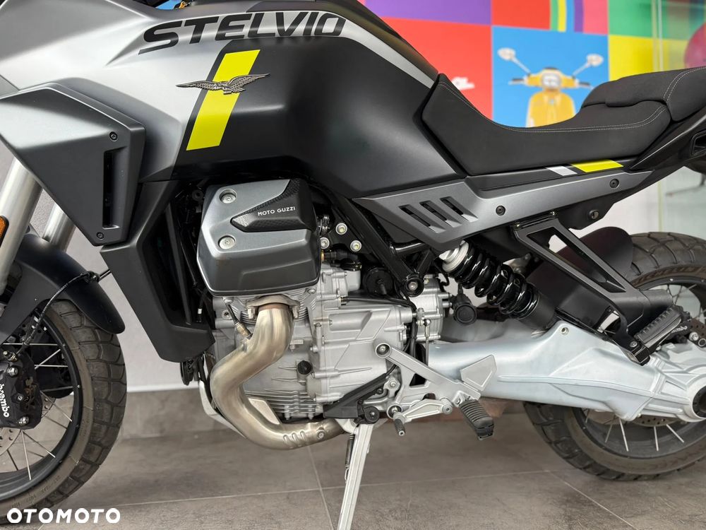Moto Guzzi Stelvio - 17