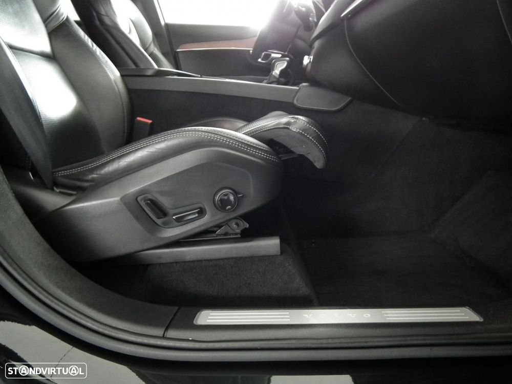 Volvo XC 90 2.0 D4 Inscription - 19