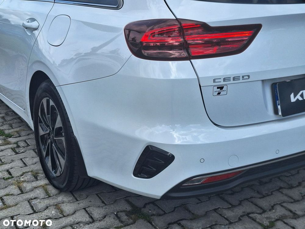 Kia Ceed 1.5 T-GDI Tribute DCT - 33