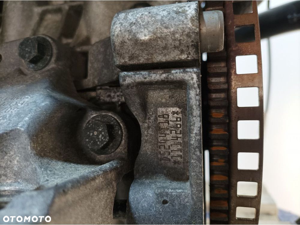 VOLVO XC90 I LIFT 2.4 D5 200 KM SILNIK DIESLA D5244T18 - 8