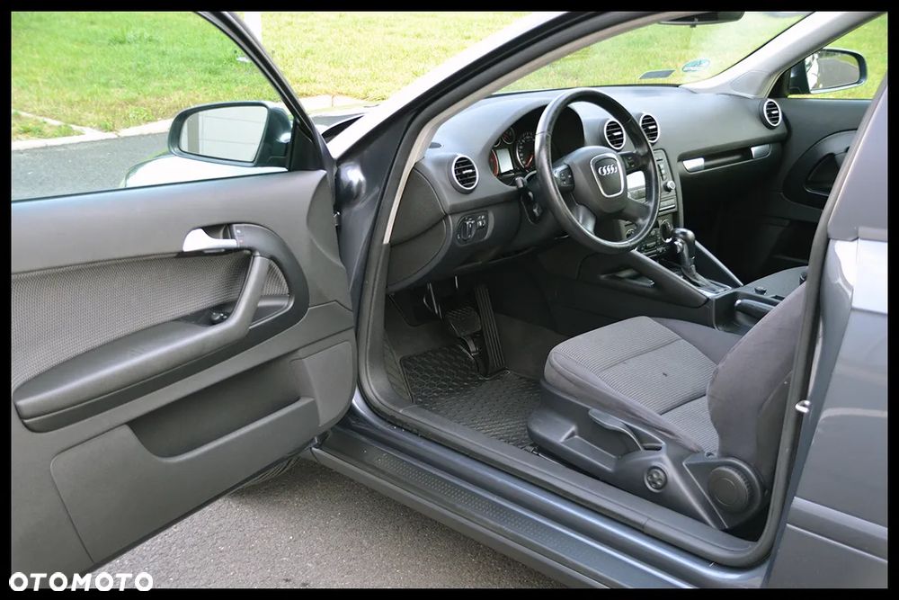 Audi A3 3-drzwiowe 1.9 TDI DPF S tronic Attraction - 5