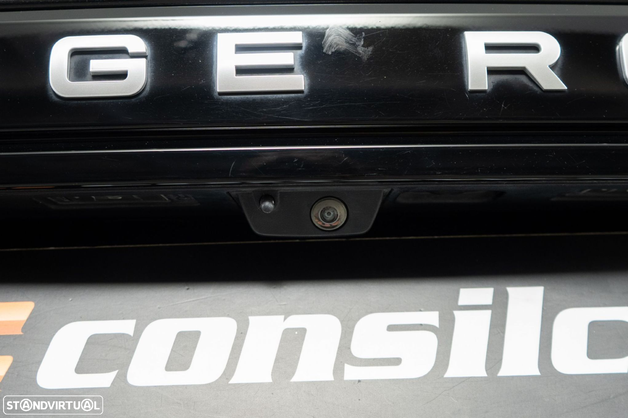 Land Rover Range Rover Evoque 1.5 P300e AWD Auto - 16