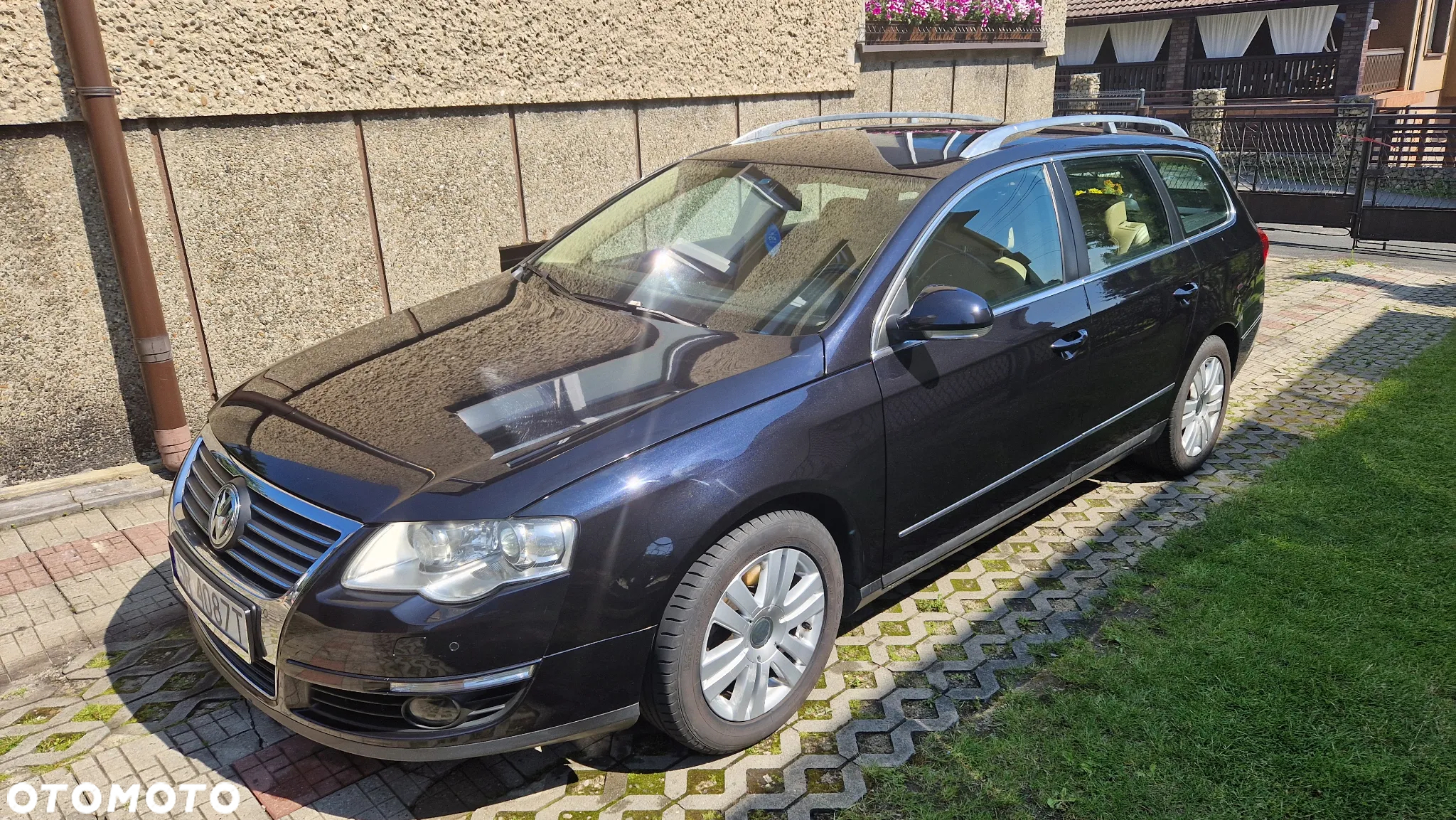 Volkswagen Passat - 2