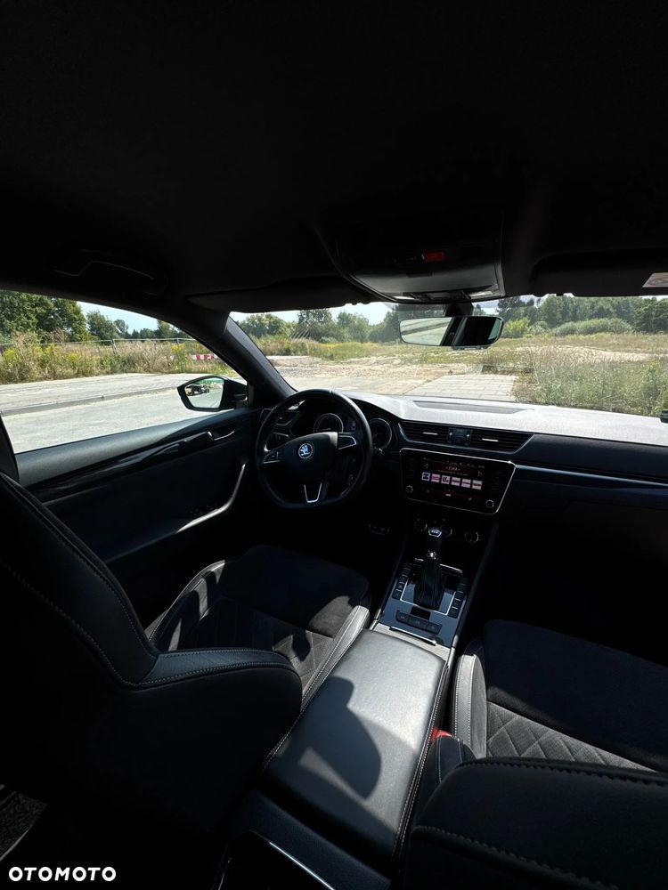 Skoda Superb 2.0 TSI 4x4 Sportline DSG - 18