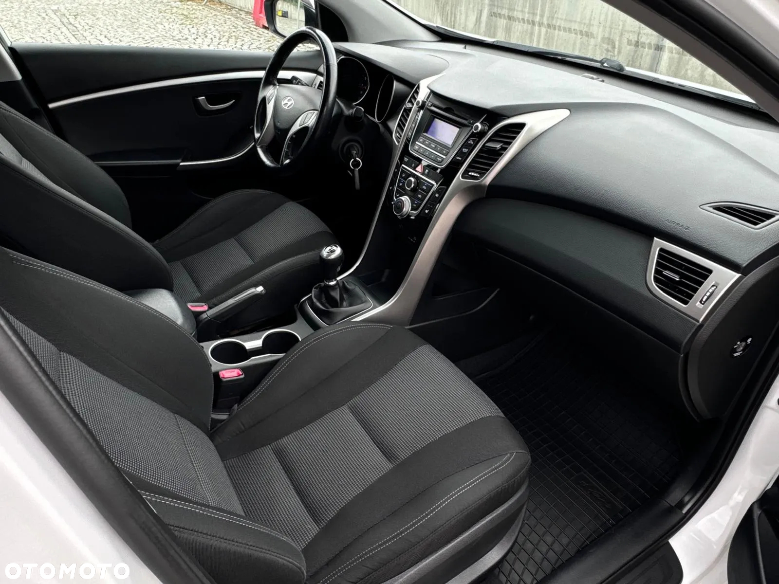 Hyundai i30 1.4 BlueDrive Comfort - 6