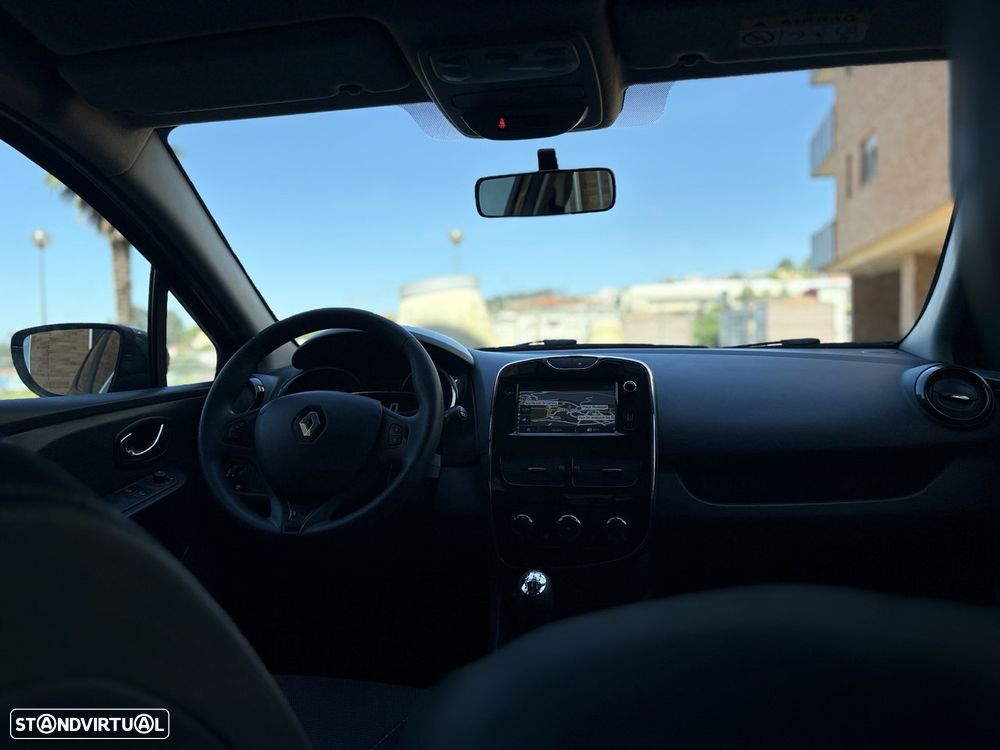 Renault Clio 1.5 dCi Dynamique S - 8