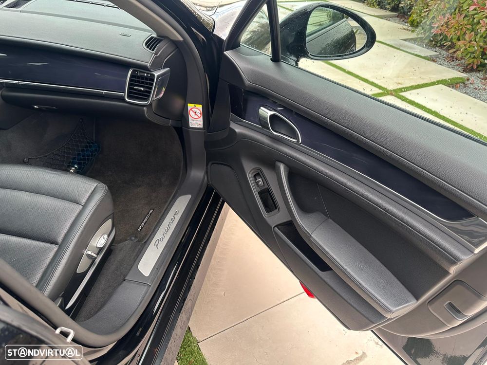 Porsche Panamera 3.0 V6 - 7