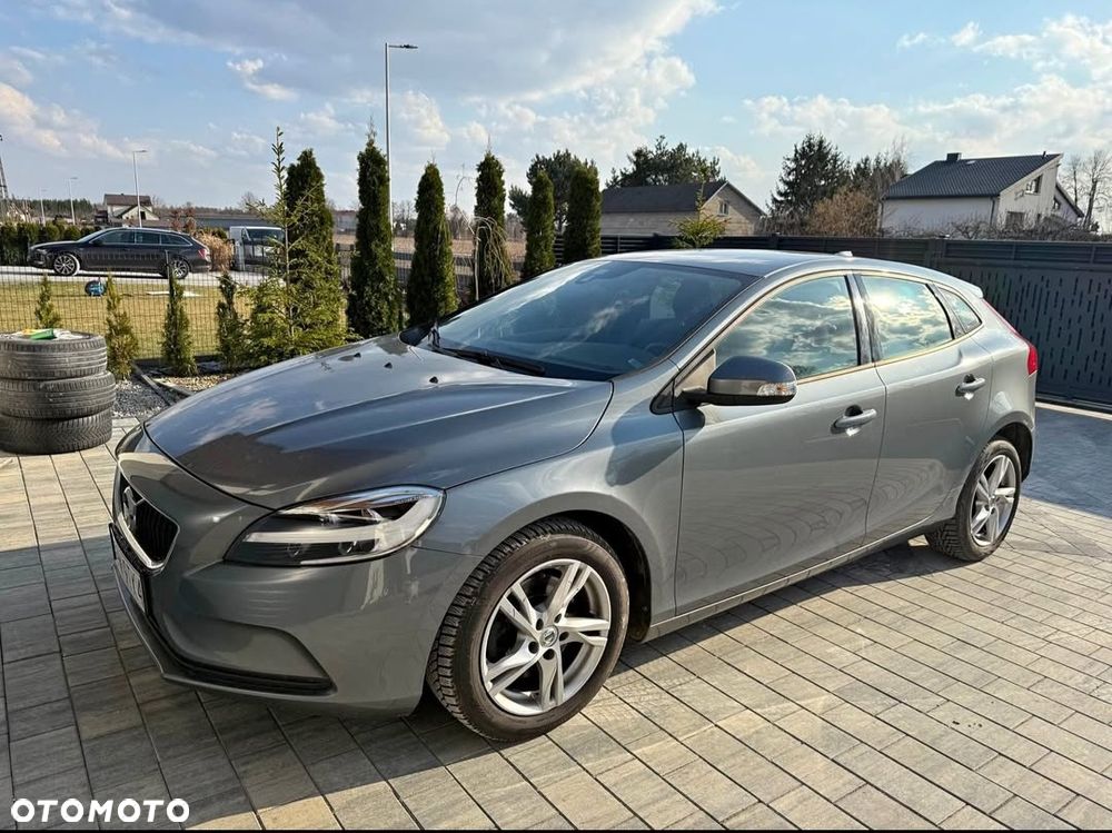 Volvo V40 - 1