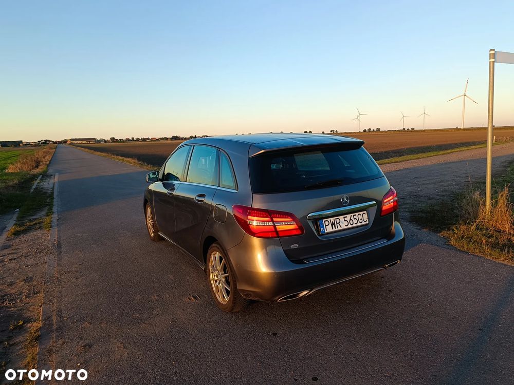 Mercedes-Benz Klasa B 180 d 7G-DCT Edition - 4