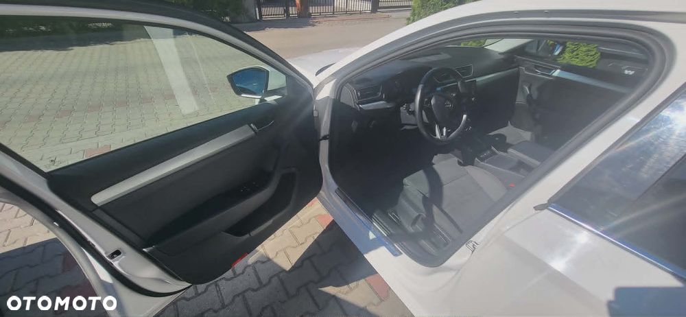 Skoda Superb 1.8 TSI Ambition - 12