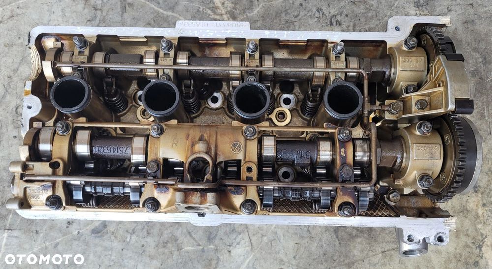 GŁOWICA LEWA Z WAŁKAMI BMW E60 E61 E63 E64 N62B48 7542613 7540322 - 2