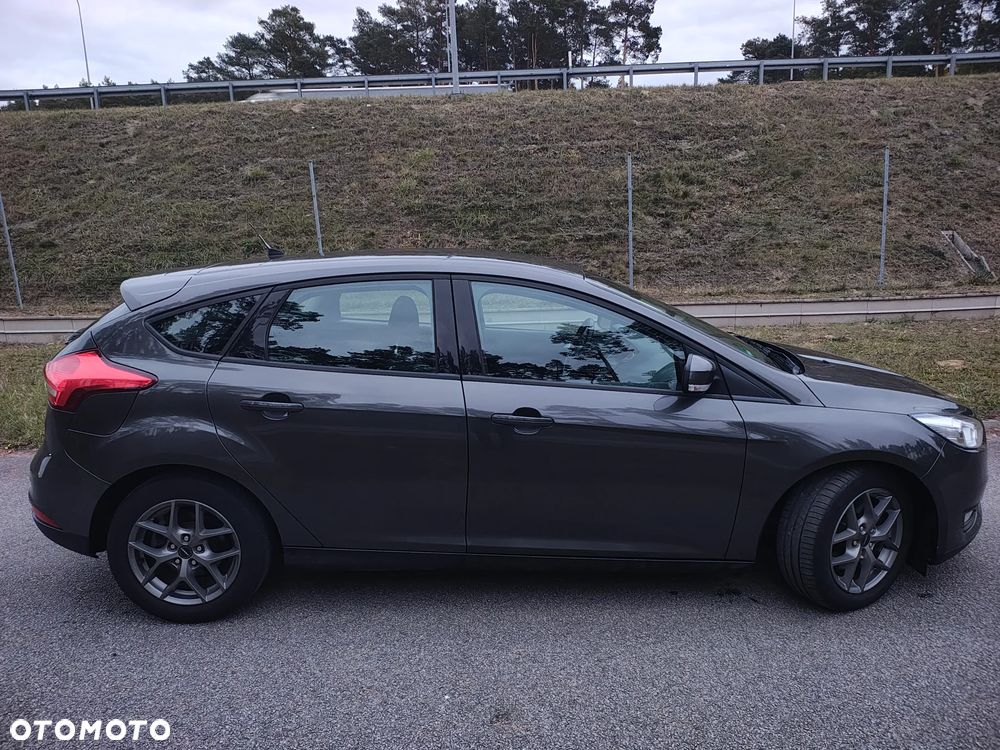 Ford Focus - 12