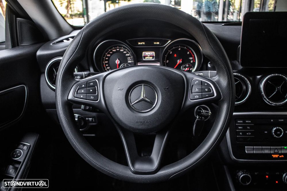 Mercedes-Benz CLA 200 d Shooting Brake Aut. - 11