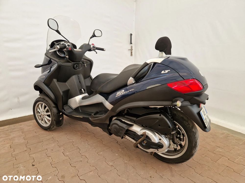 Piaggio MP-3 - 5