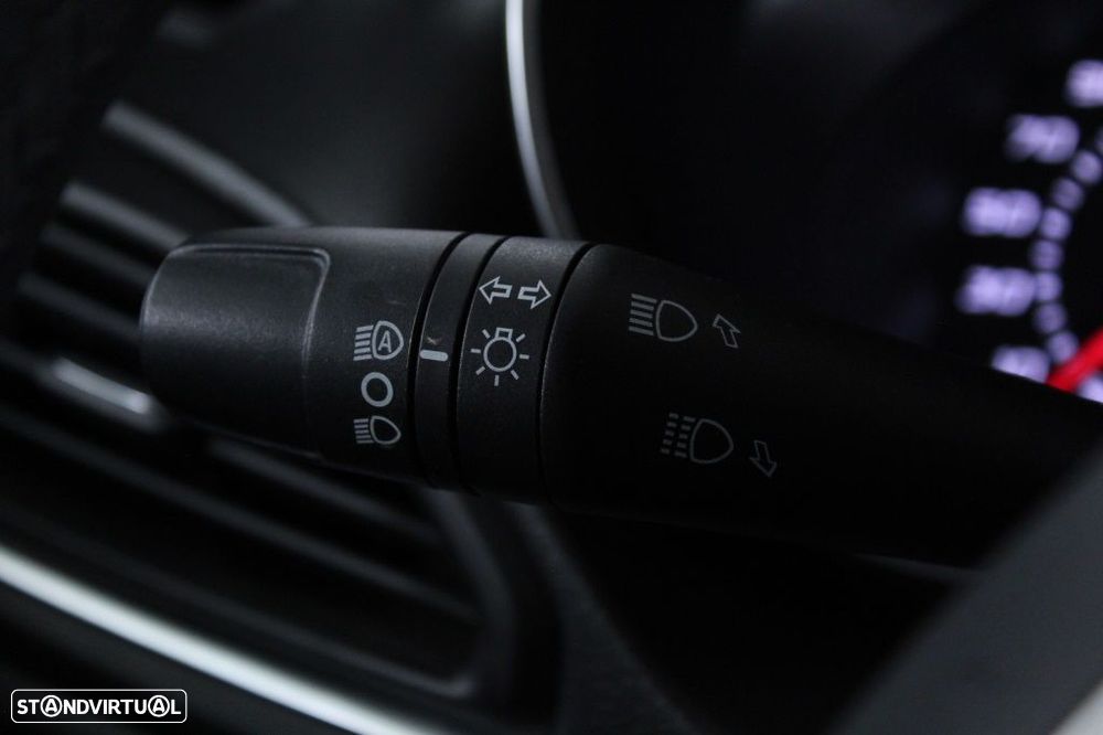 Fiat Tipo Station Wagon 1.3 M-Jet Lounge - 24