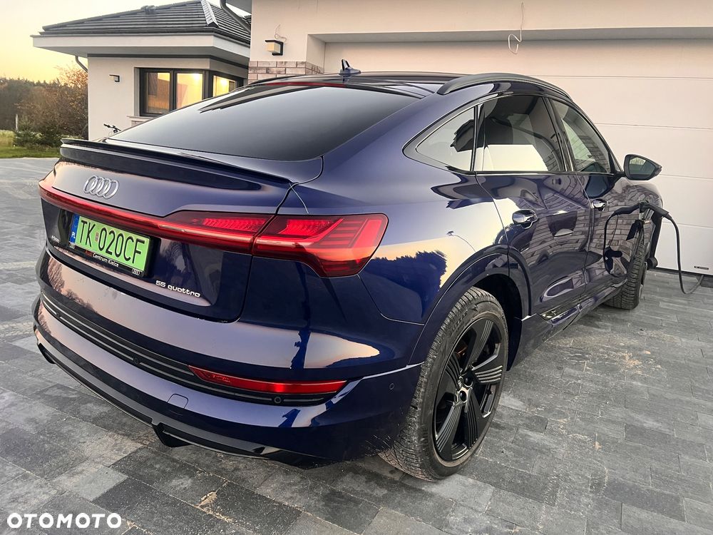 Audi Q8 Sportback e-tron 55 quattro S line - 40