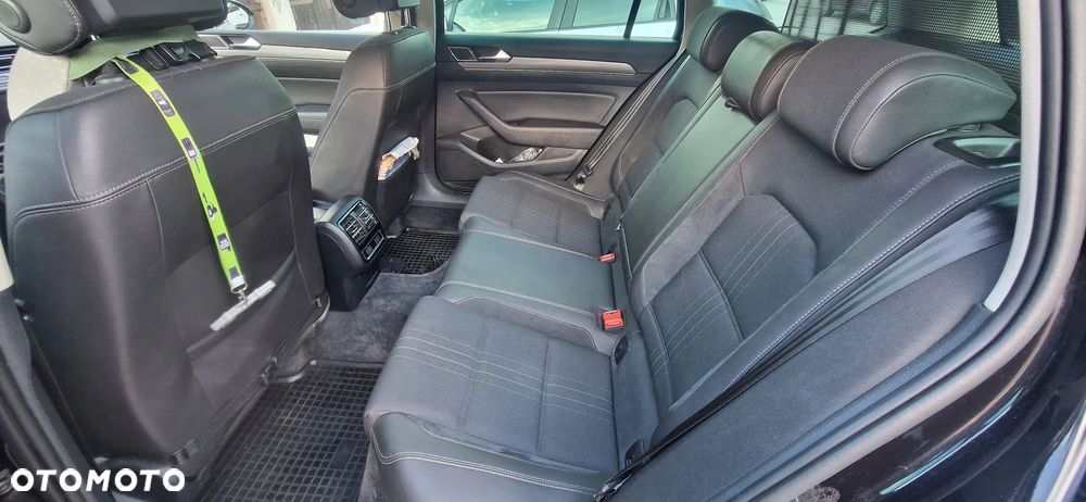 Volkswagen Passat Alltrack 2.0 TDI SCR 4Mot DSG - 14
