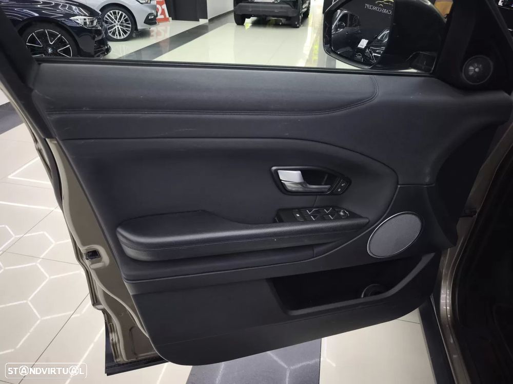 Land Rover Range Rover Evoque - 22