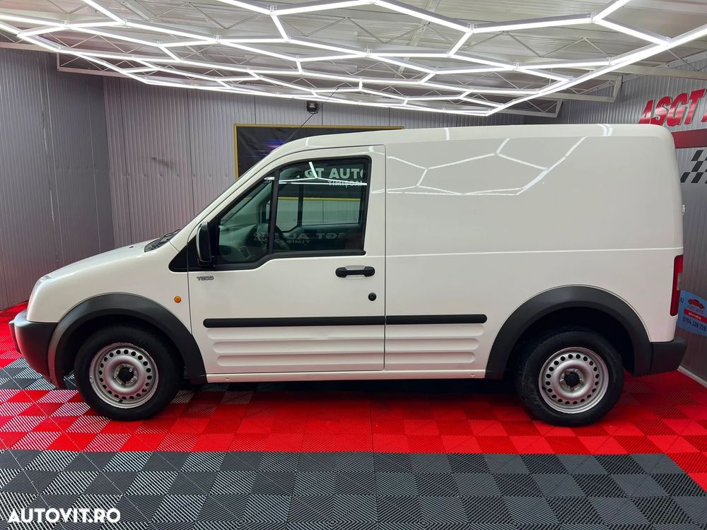 Ford Transit Connect - 19