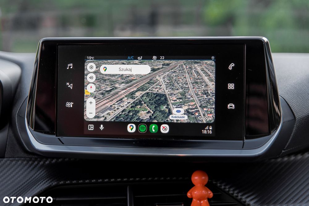 Peugeot 2008 1.2 PureTech Allure Pack S&S - 31