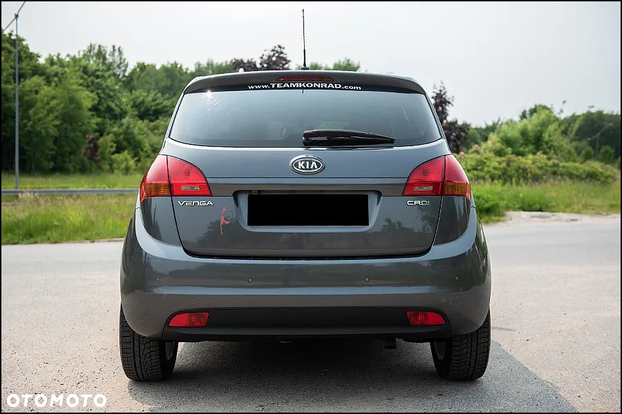 Kia Venga - 4