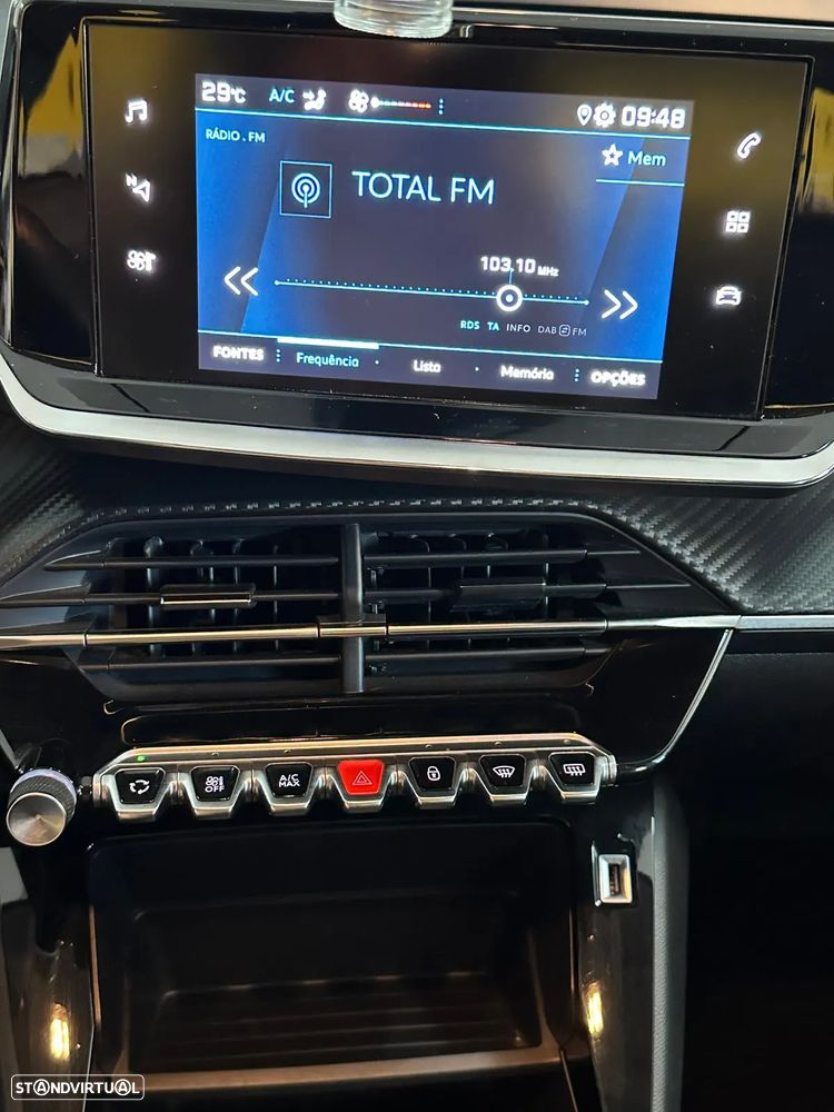 Peugeot 208 1.2 PureTech Active Pack - 12