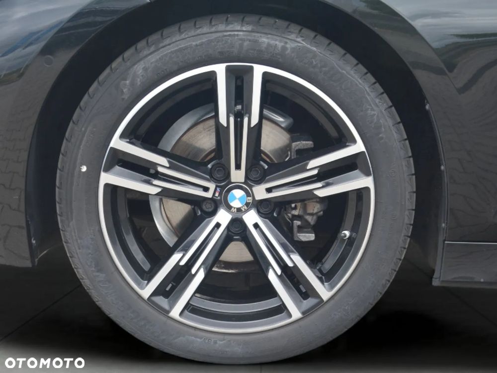 BMW Seria 3 318i M Sport - 4