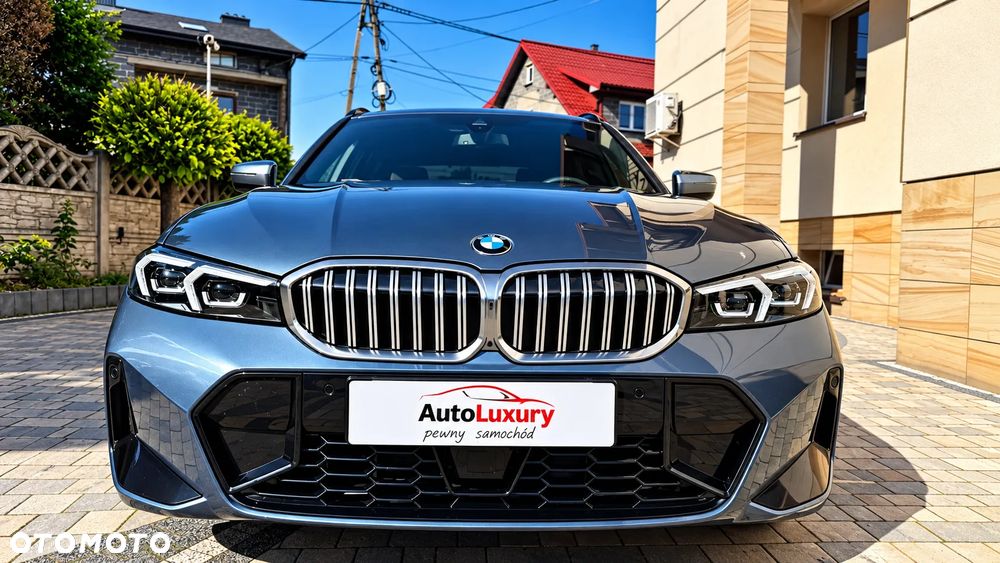 BMW Seria 3 330i xDrive M Sport Edition sport - 8