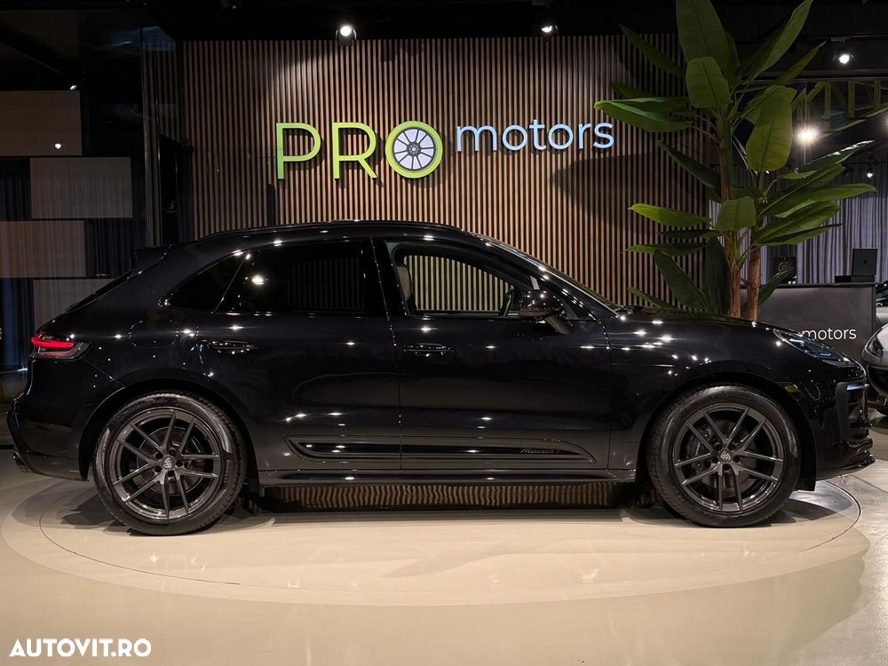 Porsche Macan T - 11