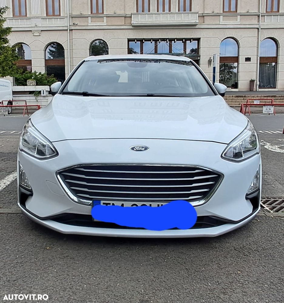 Ford Focus 1.0 EcoBoost Titanium - 1