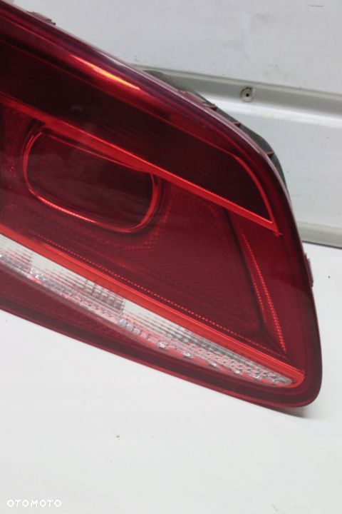 lampa klapy VW Passat B7 sedan - 9