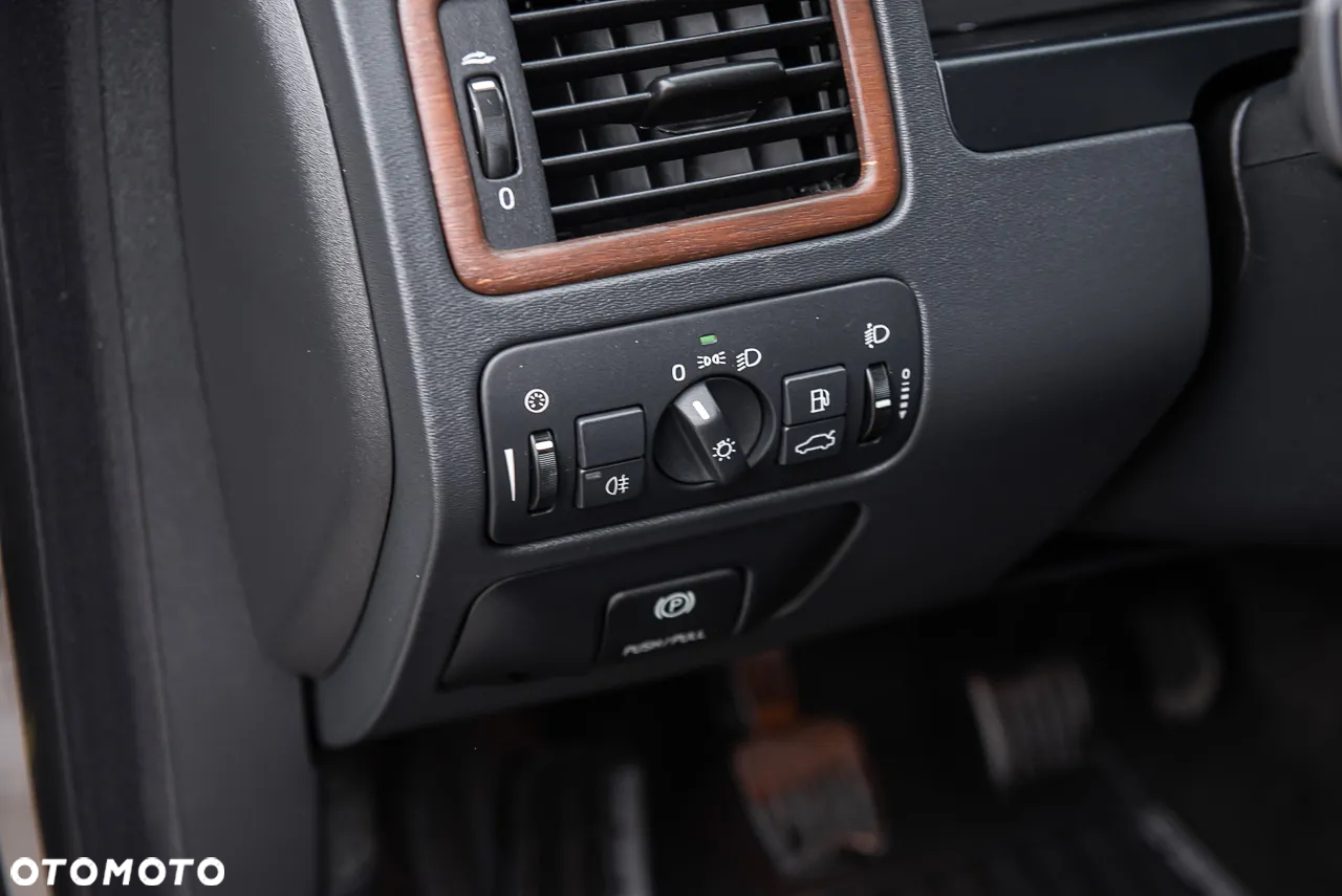 Volvo V70 2.0D Summum - 17