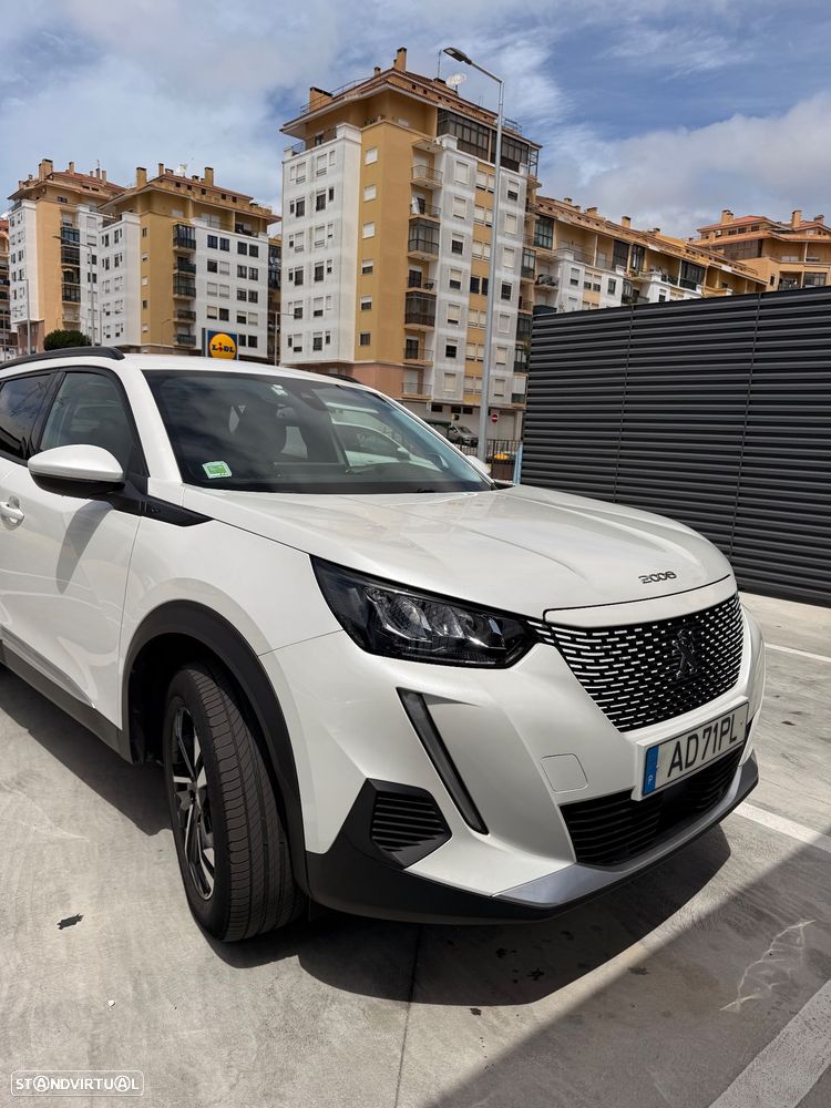 Peugeot e-2008 - 6