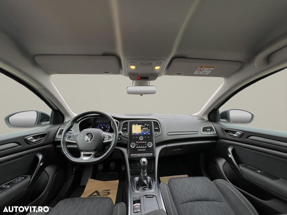 Renault Megane Grandtour TCe 140 GPF LIMITED - 17