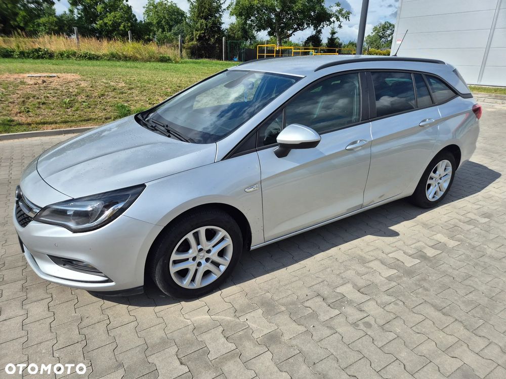 Opel Astra 1.4 T Enjoy - 1