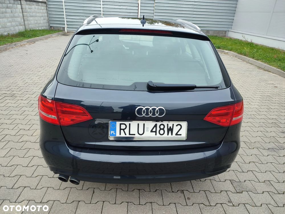Audi A4 Avant 2015 photo 4