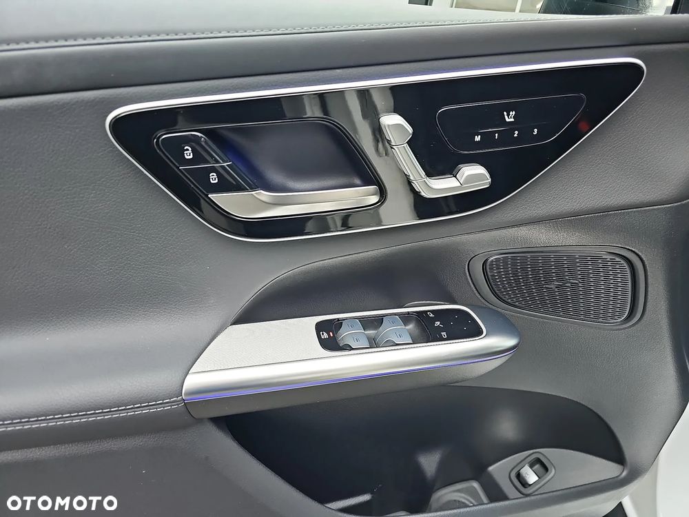 Mercedes-Benz GLC 200 d 4Matic 9G-TRONIC AMG Line Advanced - 18