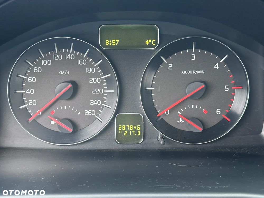 Volvo V50 - 9