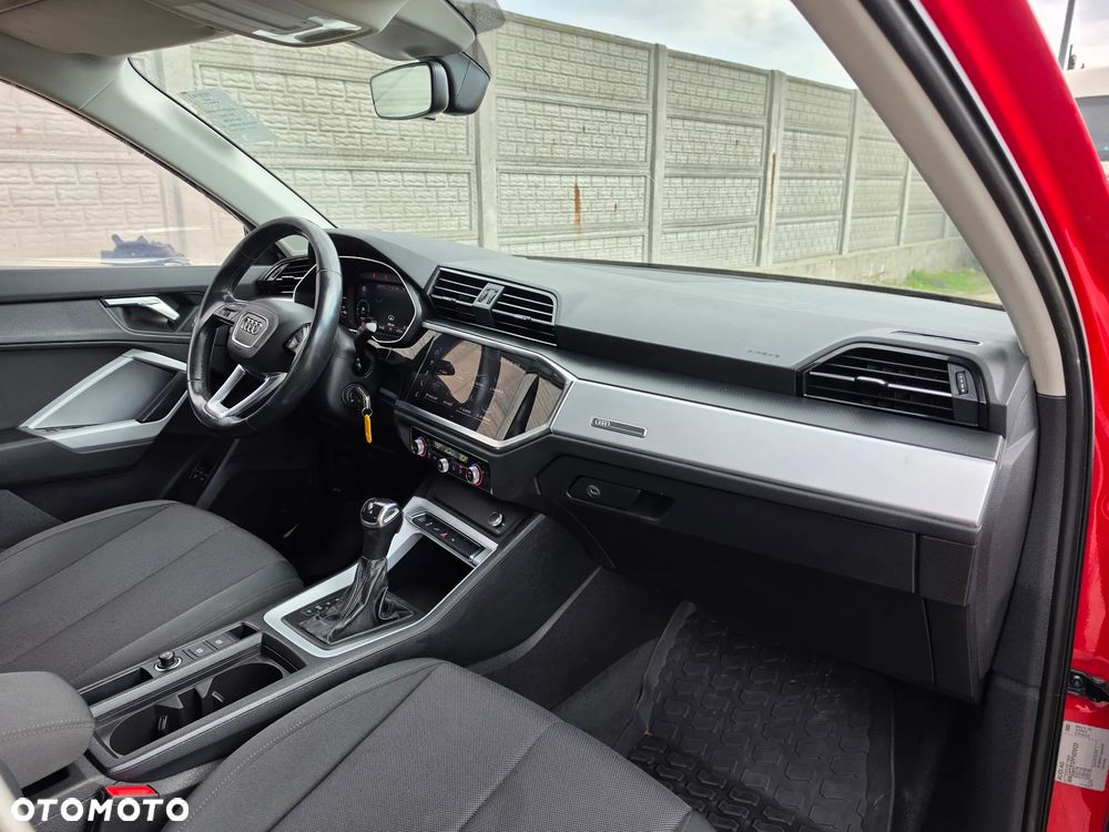 Audi Q3 45 TFSIe S tronic - 10