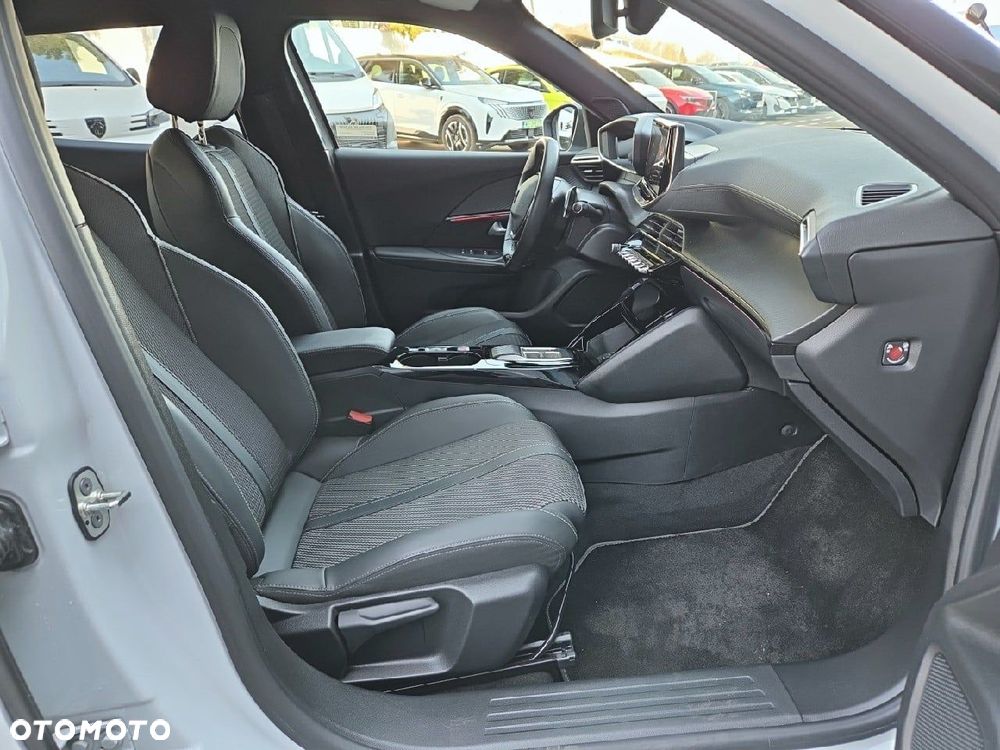 Peugeot 2008 1.2 PureTech GT S&S EAT8 - 12