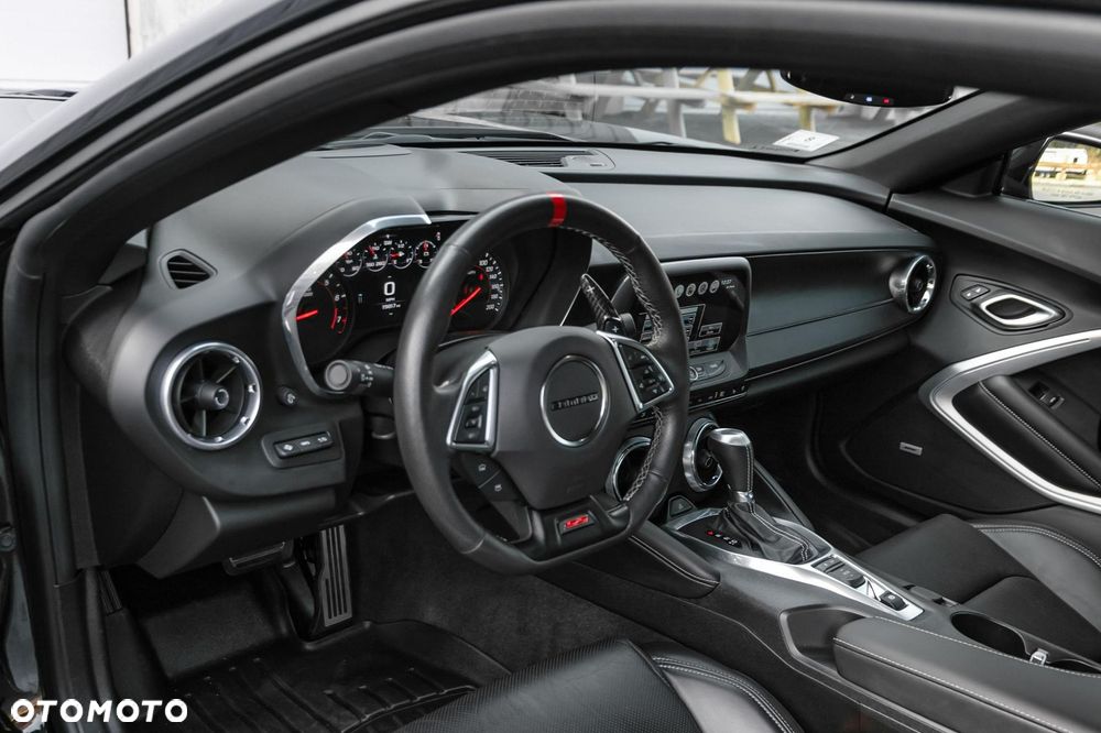 Chevrolet Camaro - 12
