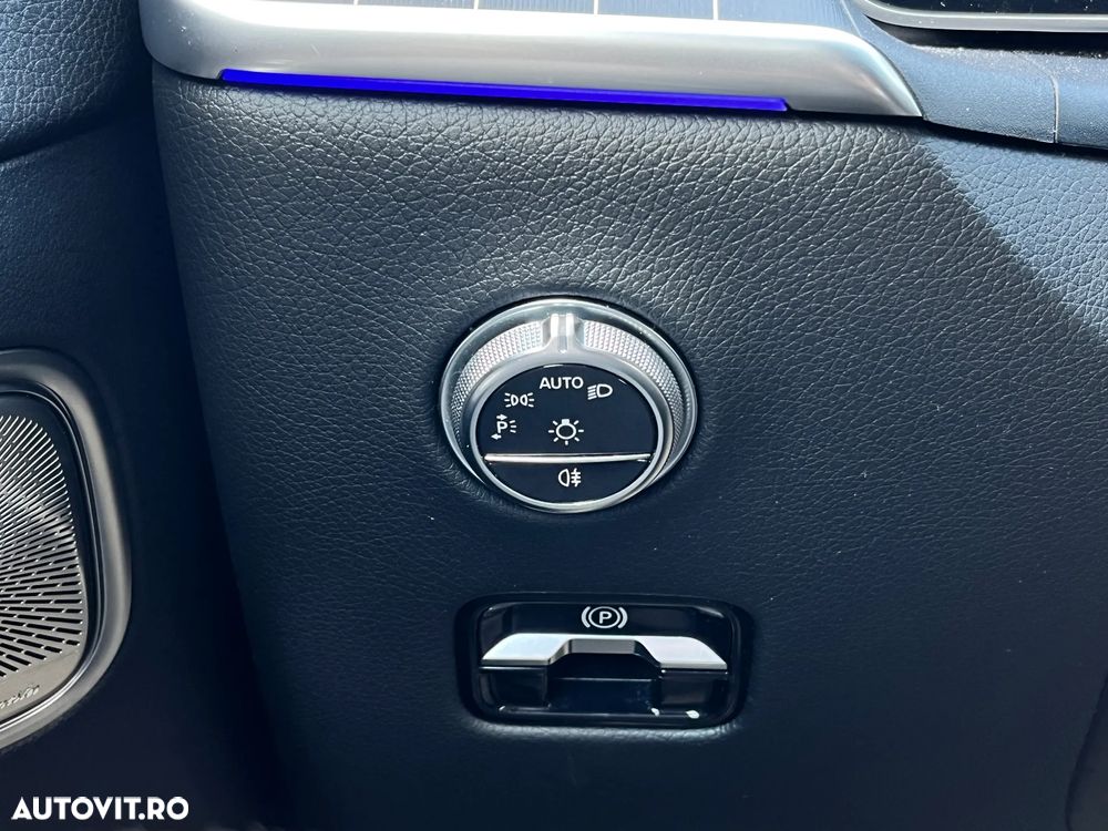 Mercedes-Benz GLC 220 d 4MATIC MHEV - 22
