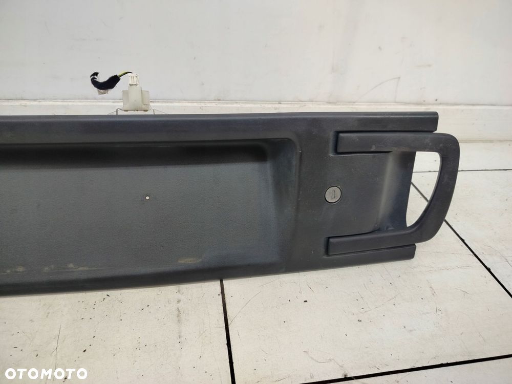 opel combo d 10r- blenda listwa klapy bagażnika tył tylna 07355019700e - 3