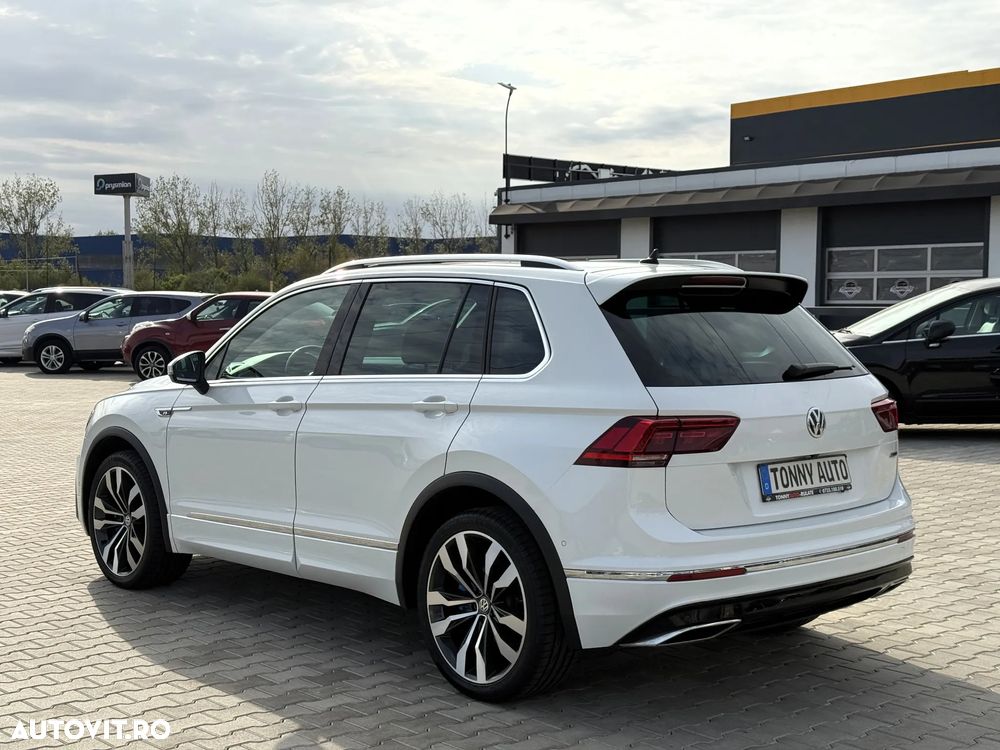 Volkswagen Tiguan - 8