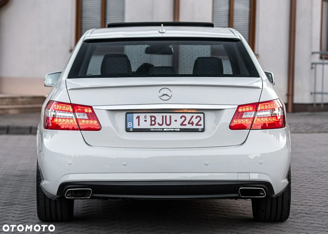 Mercedes-Benz Klasa E - 12