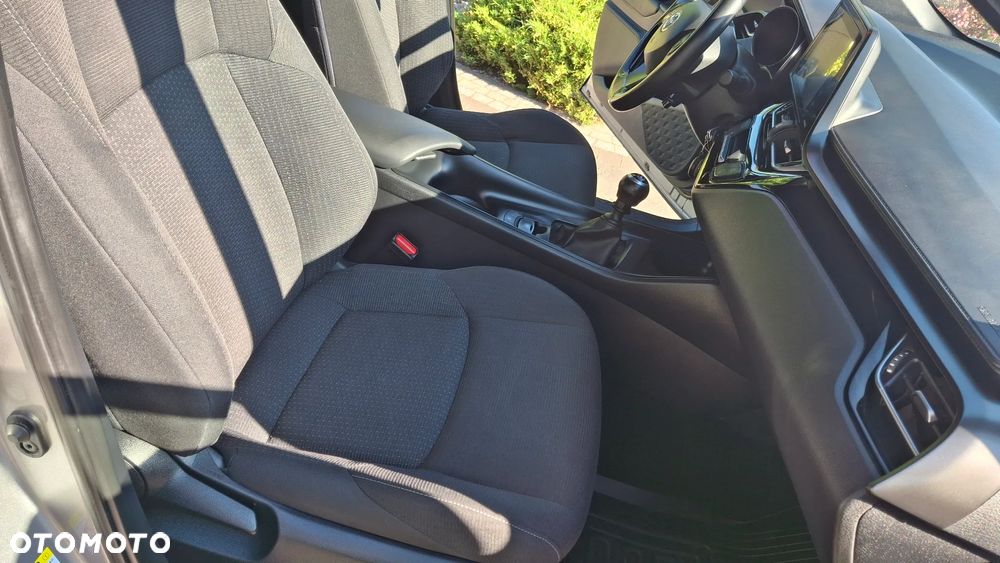Toyota C-HR 1.2 T Prestige - 10