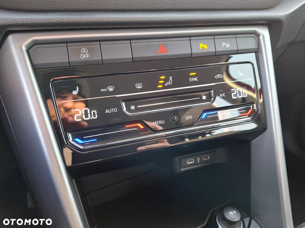 Volkswagen T-Roc 1.5 TSI Life DSG - 18