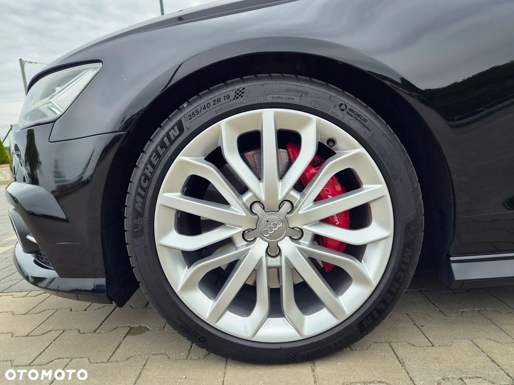 Audi A6 Avant 2.0 TDI Quattro S tronic - 11