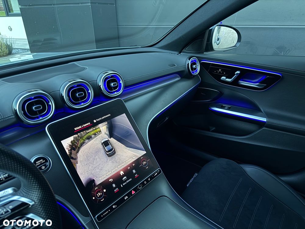 Mercedes-Benz Klasa C 220 d 4Matic T 9G-TRONIC AMG Line - 24